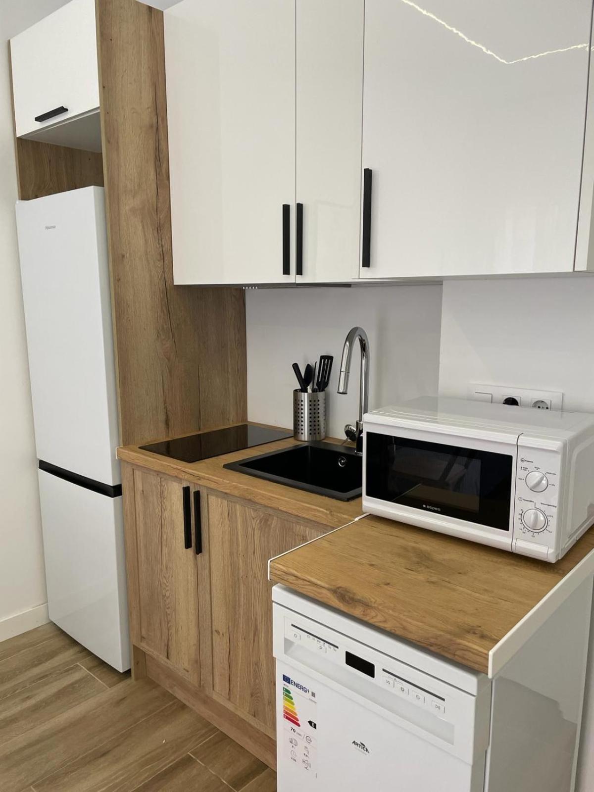 Apartmán Exyca Metropolitano Madrid Exteriér fotografie