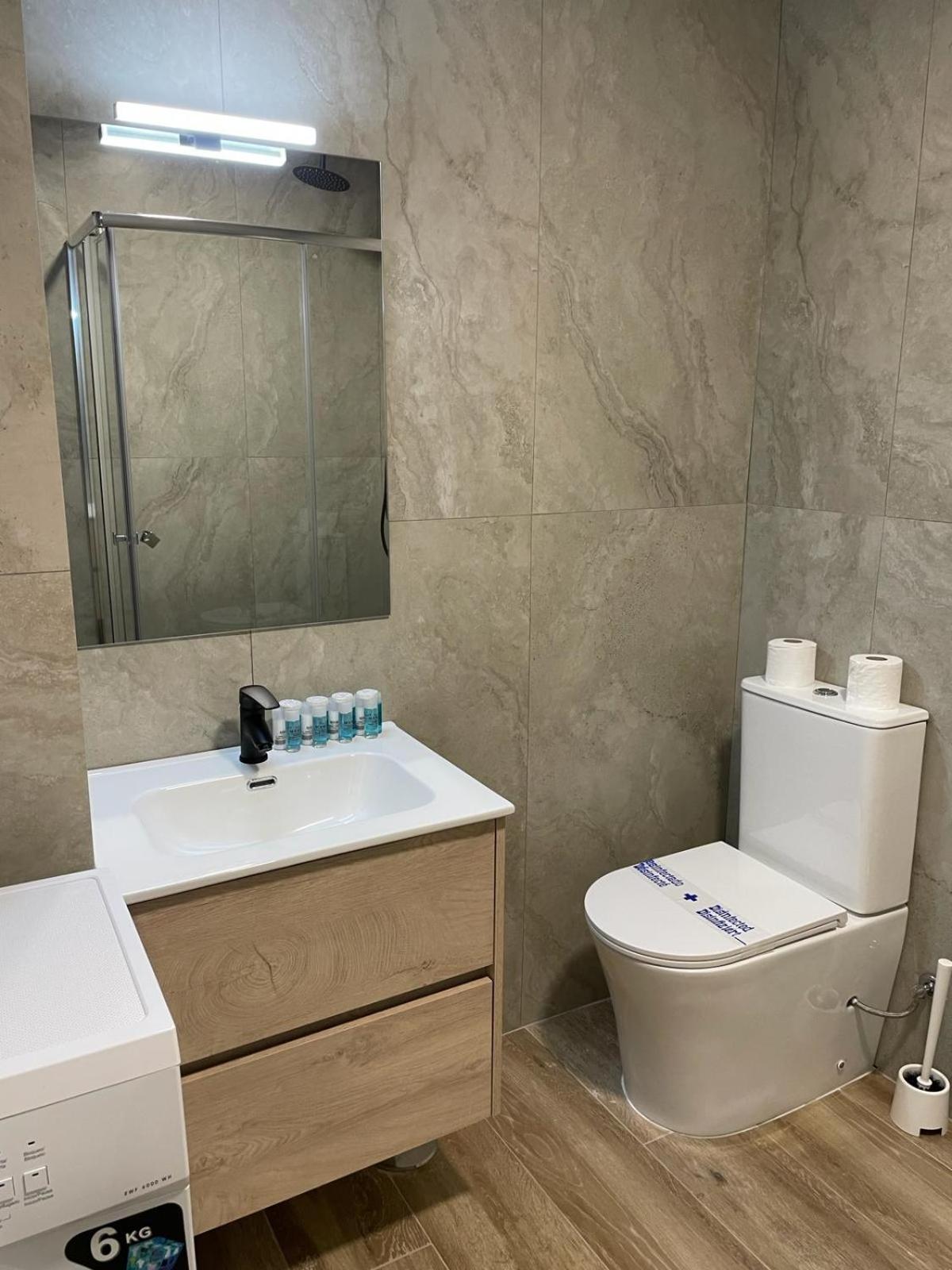 Apartmán Exyca Metropolitano Madrid Exteriér fotografie